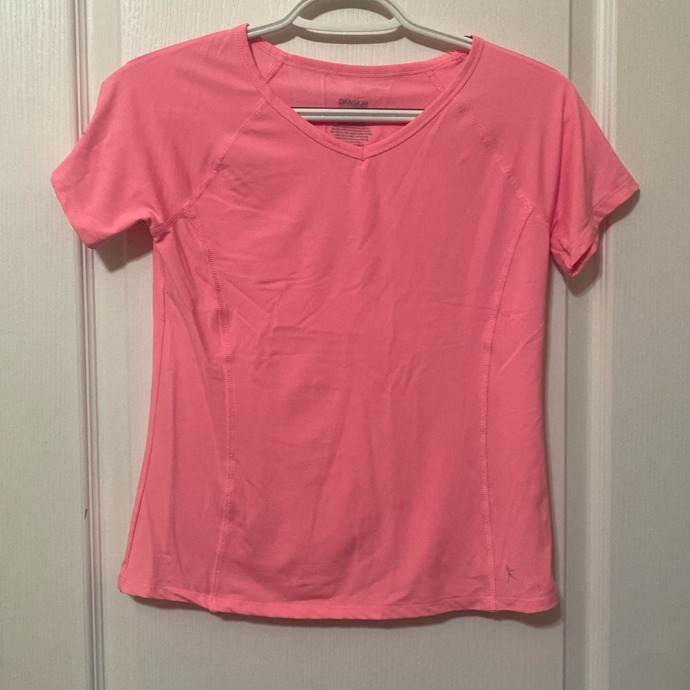 Danskin now athletic shirt